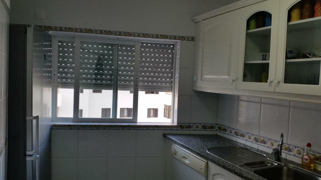 Austral Apartment Quarteira Exterior photo